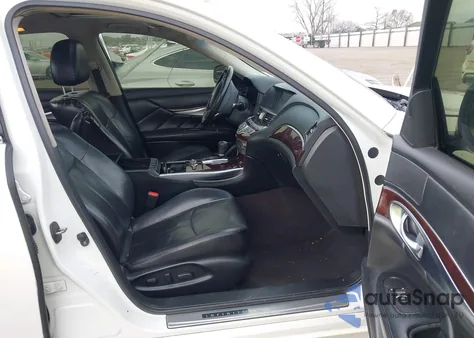 2015 Infiniti Q70 3.7 z USA, uszkodzony, nr VIN JN1BY1AP4FM541639